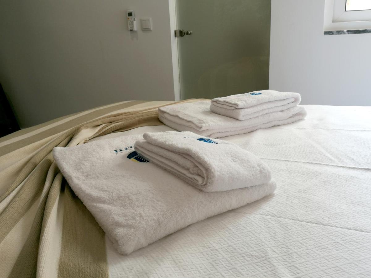 Suites Paradise Algarve Quarteira Luaran gambar